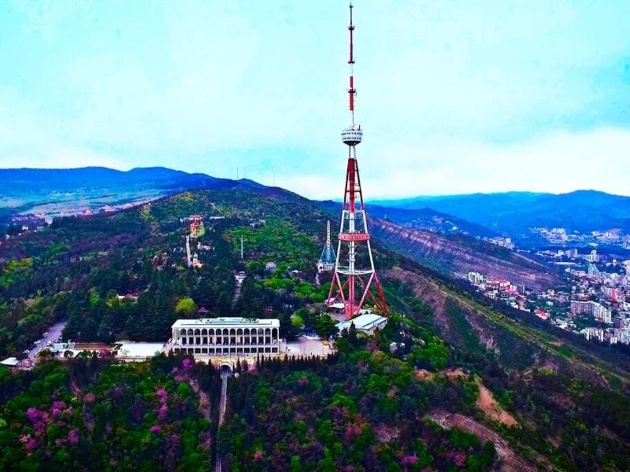 City Center 2Bdr Apartment Near Rustaveli Av. Tbilisi Exteriör bild