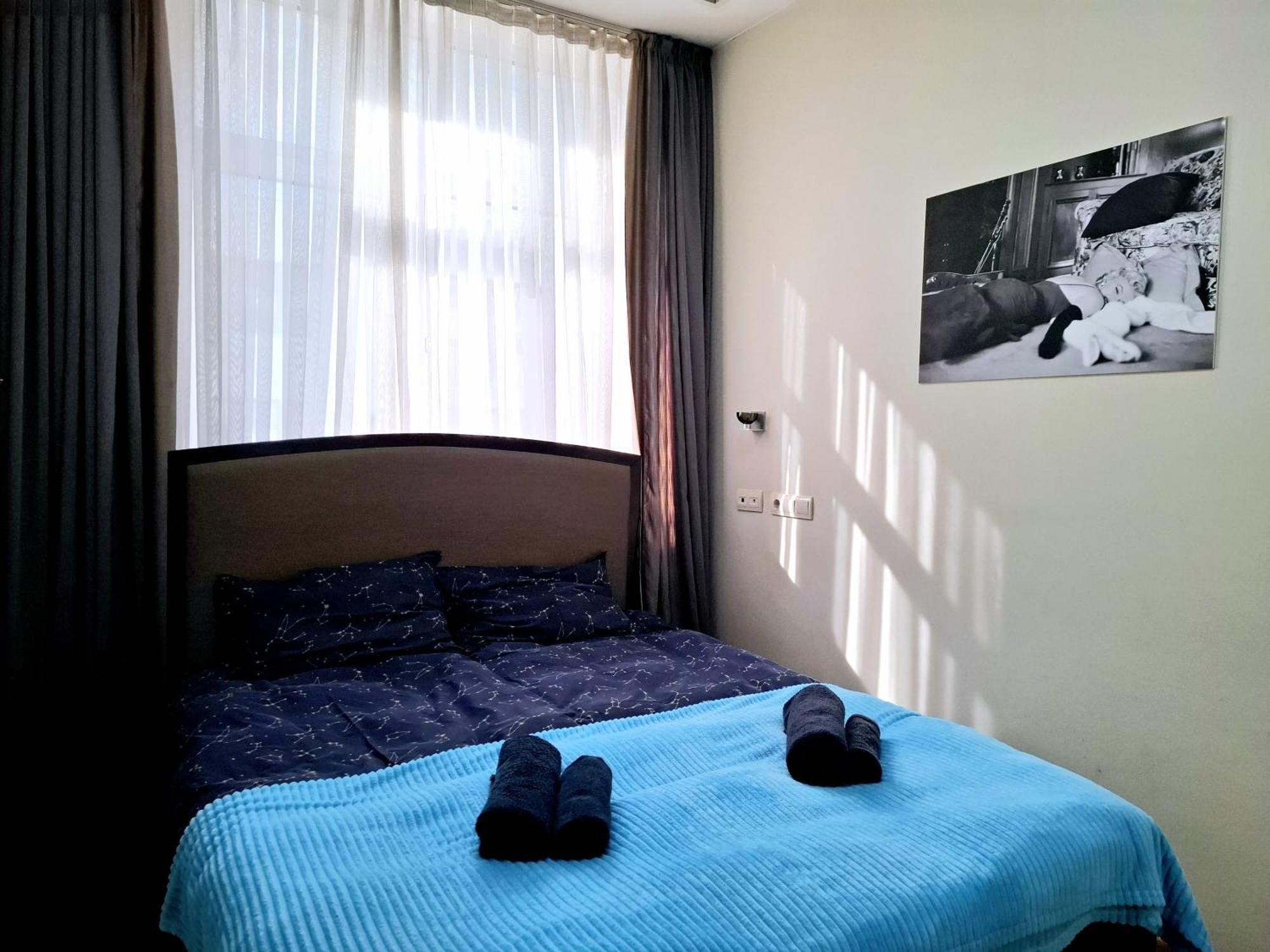 City Center 2Bdr Apartment Near Rustaveli Av. Tbilisi Exteriör bild