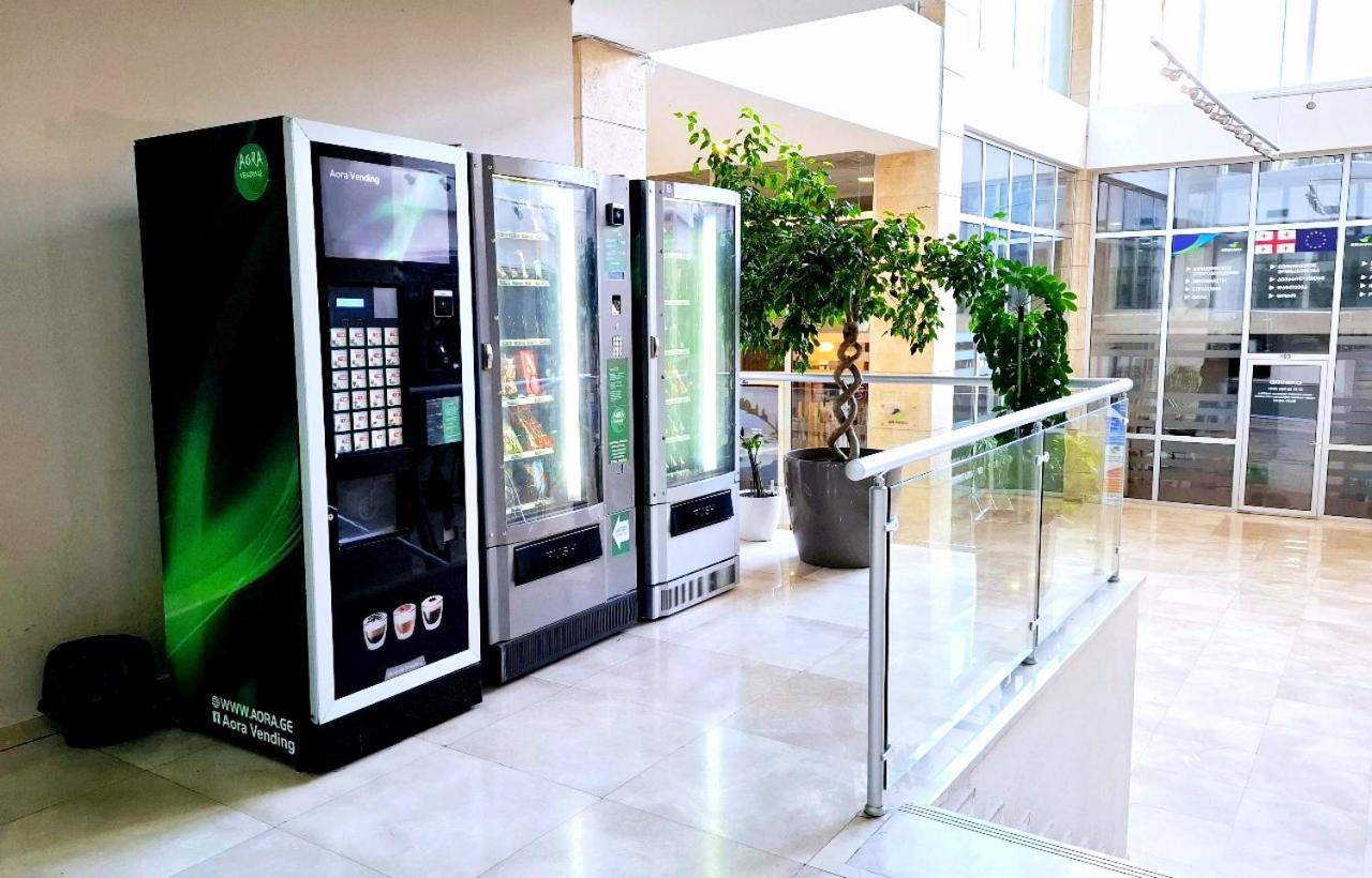 City Center 2Bdr Apartment Near Rustaveli Av. Tbilisi Exteriör bild