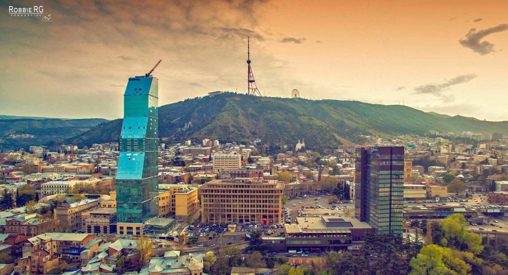 City Center 2Bdr Apartment Near Rustaveli Av. Tbilisi Exteriör bild